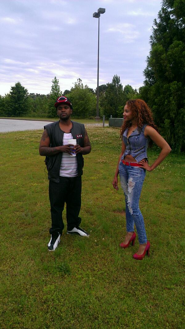 WarithNiallah's tweet photo. Final shot with @ChampDagrate and @MissJadaBeyond #TeamFTC http://t.co/X0VRNJZmvk