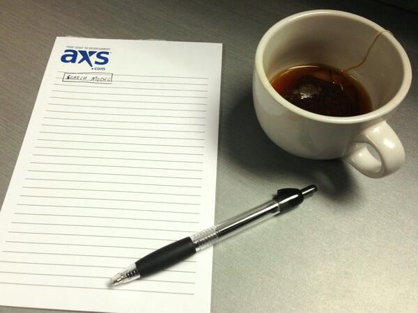 tommycoppers's tweet image. Was in a meeting about back-end frameworks for two hours. These are my notes. #frontendproblems