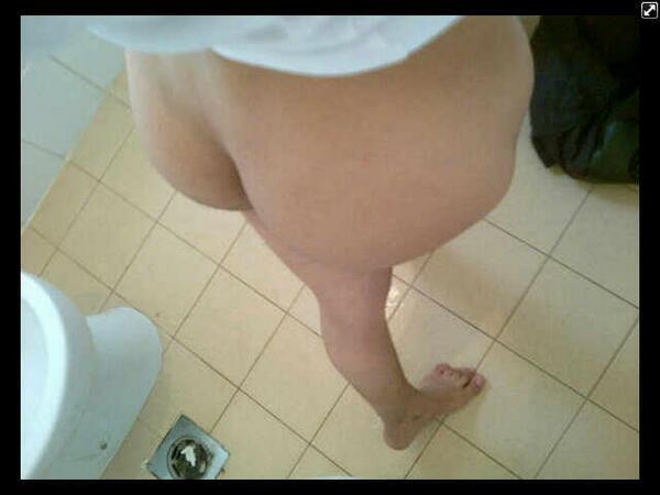 som5444's tweet photo. من يبيها اهم شيء يكون جاد ومبادل http://t.co/QpJfZt2QgZ