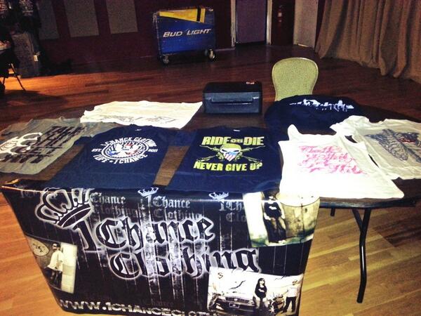 1ChanceClothing's tweet photo. Come check us out at the @XFOMMA fights in Carpentersville. http://t.co/H0XzQK8lnt