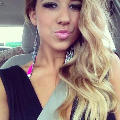 "Ain&rsquo;t shit sweet about me, the baddest bitches on the block be even speakin&rsquo; bout me." 💋✌🌸 http://t<a href="/tag/playboymodel"class="tags"><span>#playboymodel</span></a><a href="/tag/cybergirl"class="tags"><span>#cybergirl</span></a>