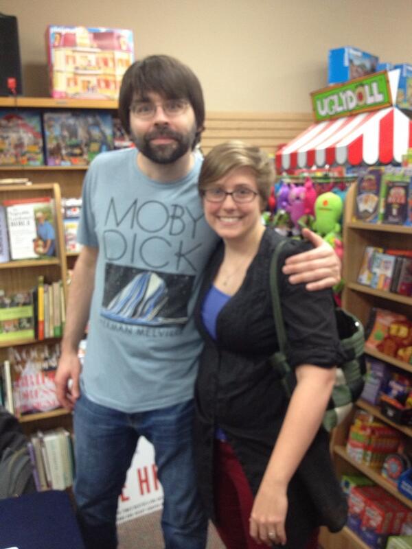 WeeklyReaders tweet picture