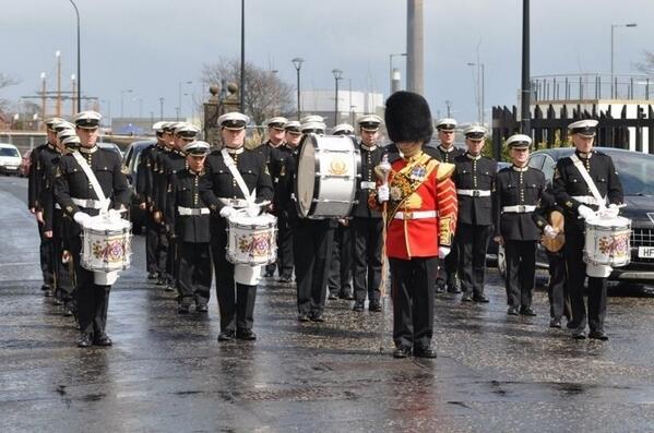 SRDFluteBand's tweet photo. Band in carrick yesterday. #wet http://t.co/90OwkImxLL