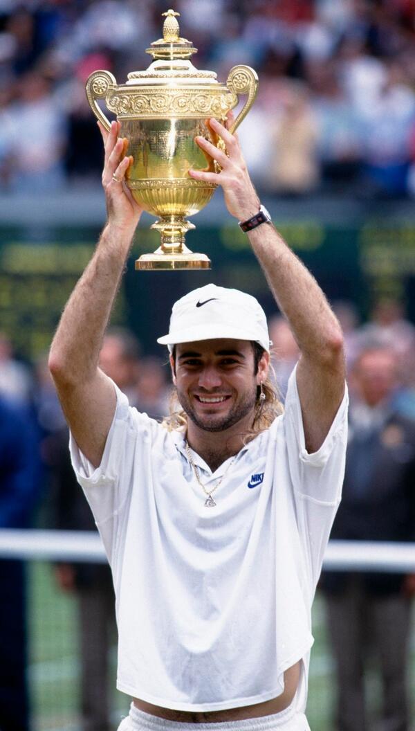 IMGTennis's tweet photo. HAPPY BIRTHDAY Andre Agassi! RT to wish him a very #happybirthday http://t.co/21QYD1AplI