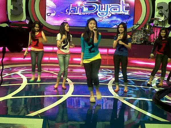 Lowdiemrld's tweet photo. Blink waktu masih ber5 didahsyat:') http://t.co/Gk1k60bjAF