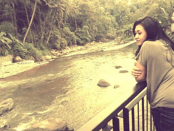 FerryAndris's tweet photo. Silent of beuty@vithtayasmin http://t.co/ZOEIXPNkLq