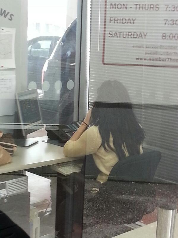 mandafrappp's tweet photo. “@ZeeGoodFella: @mandafrappp working hard? #hondaliving http://t.co/QCVTz1A5Mk” hahaaa hate you💙