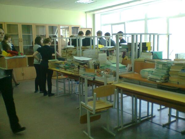 Anya0stapchyk's tweet photo. мне понравилась  сегодня литература!:))) http://t.co/vYob0bUkIT