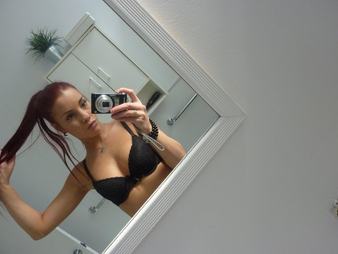 Happy #MirrorMonday #Selfy #SexyPic http://t.co/YWcUTCd2Sl