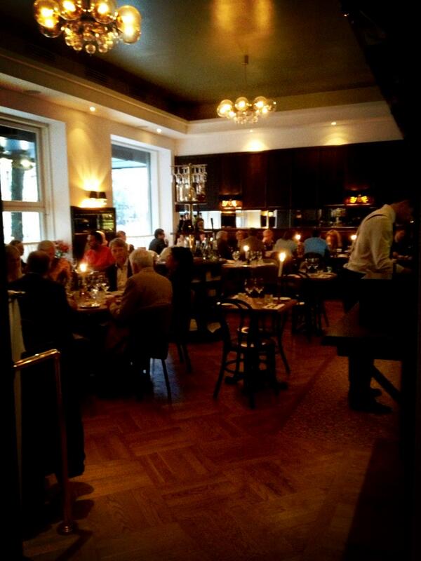 UnPoco_Sthlm's tweet photo. It's Monday. http://t.co/1nbJ5ey9r7