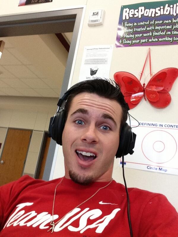 Cory_Duran10's tweet image. Since @KingArthurs08 took my actual beats, I had to get some new ones 🎼🎧
#checkemout