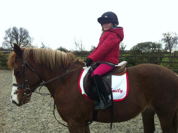 FindAPony's tweet image. We offer competition training for all ages! Emily Cornish is 6 years old!!
