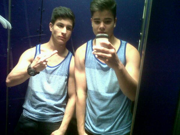 Francissph's tweet photo. Con el caabron de @Charte96 de prob shop ajajaja http://t.co/CEDveGEHRJ