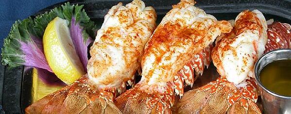 MenzRestaurant's tweet photo. Freshest seafood around! #asgoodasgold #seafood #wildwood http://t.co/E7qxoiYJmO