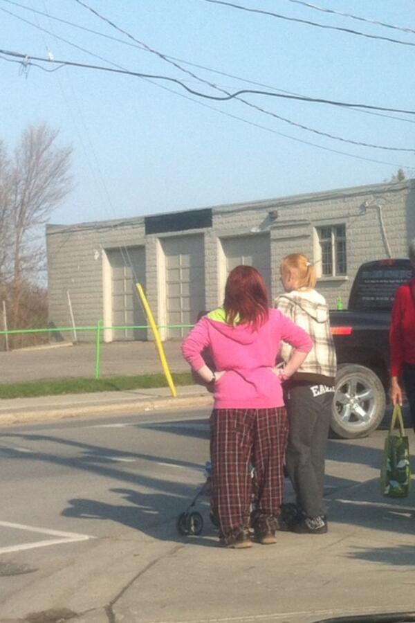 LNZproblems's tweet image. Must have been PJ day