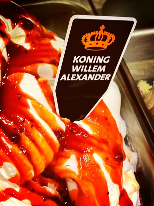 ferryphilippi's tweet photo. Koning(innen)dag morgen....Willem-Alexander staat klaar...!!!!! #gelato #ijsdraaieniseenmooivak http://t.co/sVpSNqeAMC
