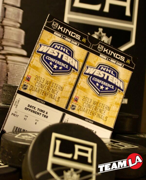 teamlastore's tweet photo. Help us help you get to the PLAYOFFS! @LAKings 5/6 game tix up for grabs if we reach 1K followers by 5/3! RT! RT! RT! http://t.co/w6xn1YzJmz