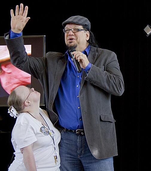 pennjillette's tweet image. This is Rosalee.  Her life is better because of @OppVillageLV  Please retweet me for #CelebApprenticeMVP and raise $$
