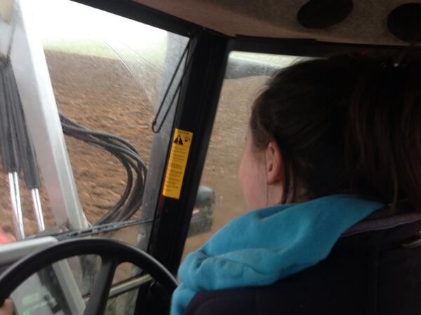 Brynthegarn's tweet photo. @SarahMPowell ploughing on a Sunday #whatagirl http://t.co/Tzt2sSTKYm