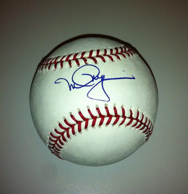 Dodgers's tweet photo. Our followers to retweet this tweet are eligible to win this Mark McGwire signed baseball! #whiff http://t.co/sxnT1qlGd8