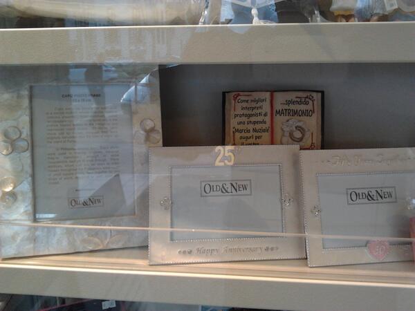 CARTOLAND's tweet photo. Le Stupende e Meravigliose Cornici linea OLD NEW...Sono disponibili nel ns punto vendita... http://t.co/q5KDaKDmmV