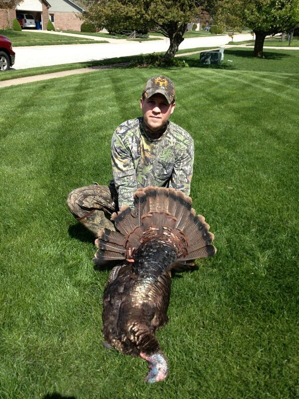 ZBFitter's tweet image. Ding dong! Gobbler down! #TeamNBS #springtimestrutters #Browningmaxus