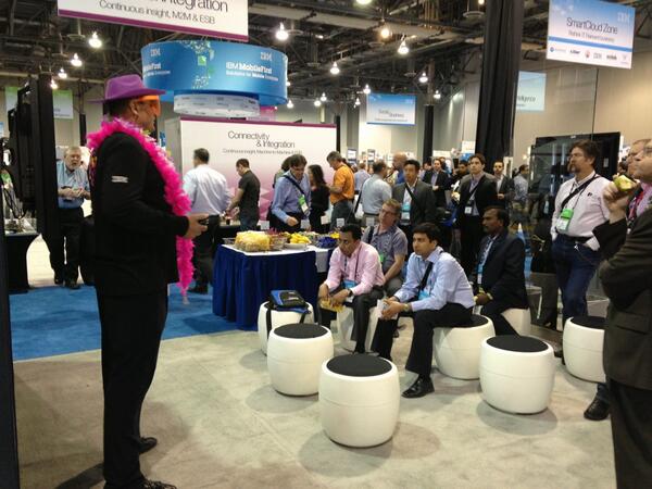 IBMStoragEvents's tweet image. #IBMFlashSystems 10
Minute session at the Smarter Computing Zone, crowded and hilarious #IBMStorage