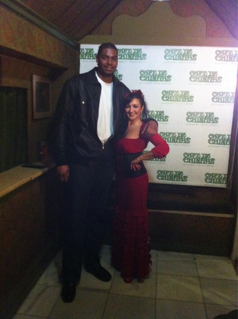 BJDbfsjCQAA-sq4.jpg:large