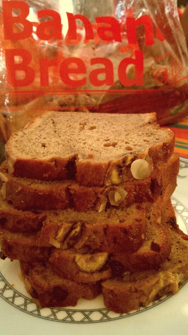 selvivilla's tweet photo. Our precious product..banana bread.sarapan bergizi pilihan ibu bijak...*ting kedip kedip http://t.co/ol0Ih8V2Es
