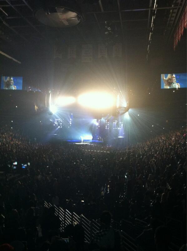 Trastevere's tweet photo. #Rihanna #Washington #DC #tonight http://t.co/hLT8LJTDs7