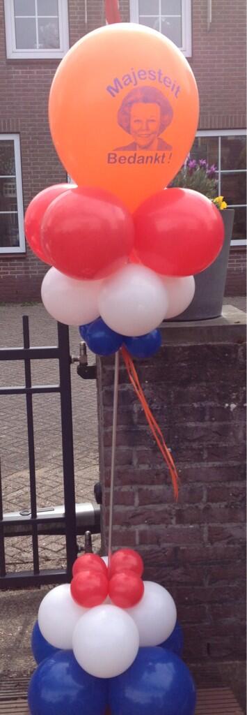 Beatrix bedankt
Leve de Koning #Abdicatie #ballonnen #koninginnedag