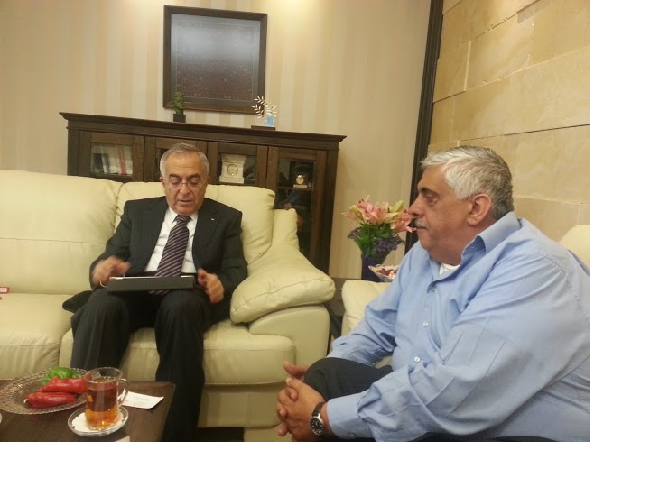 @DaoudKuttab 30 Apr with @SalamFayyad_pm at the office of the Prime Minister in Ramallah, Palestine @DaoudKuttab 30 Apr with @SalamFayyad_pm at the office of the Prime Minister in Ramallah, Palestine