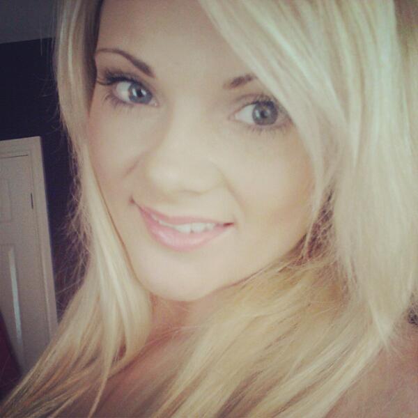 KellyMarieArdle's tweet photo. #KellyMarie http://t.co/o7en0Bdlxw