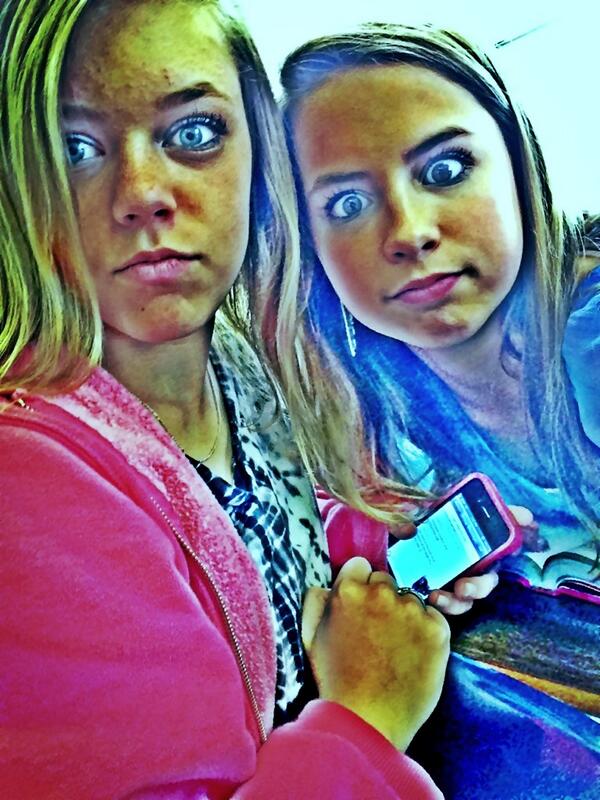 NeturlI's tweet photo. ILYSM <4 http://t.co/y28bkpzyrV