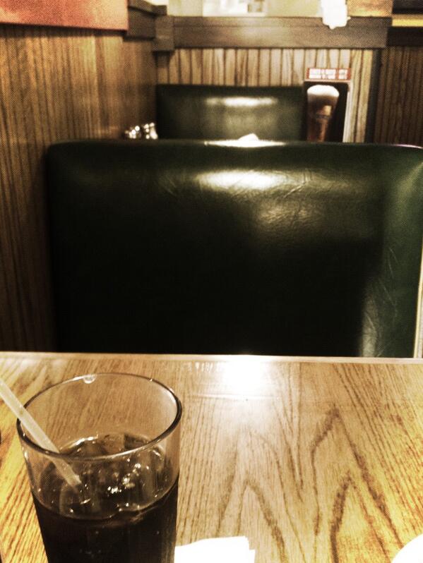 monicagm's tweet image. Alright... I&apos;m getting real sick of eating alone. Tomorrow will be day 11 of Iowa. #thisisgettingold #workonwork