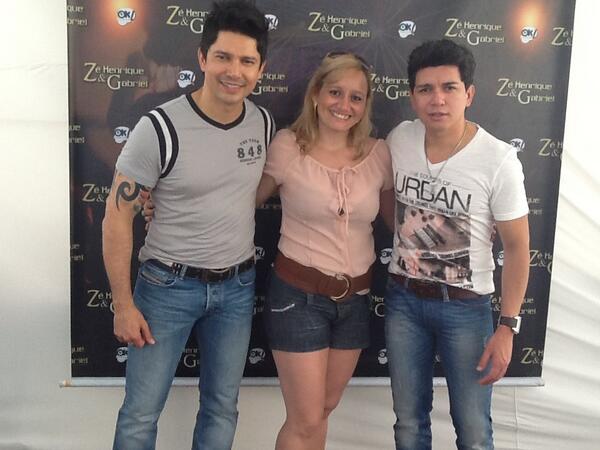 fcpeitodeaco's tweet photo. Show amararas dos meus amados @ZHeGabriel em Sertaozinho. http://t.co/3KYoYVKuL8