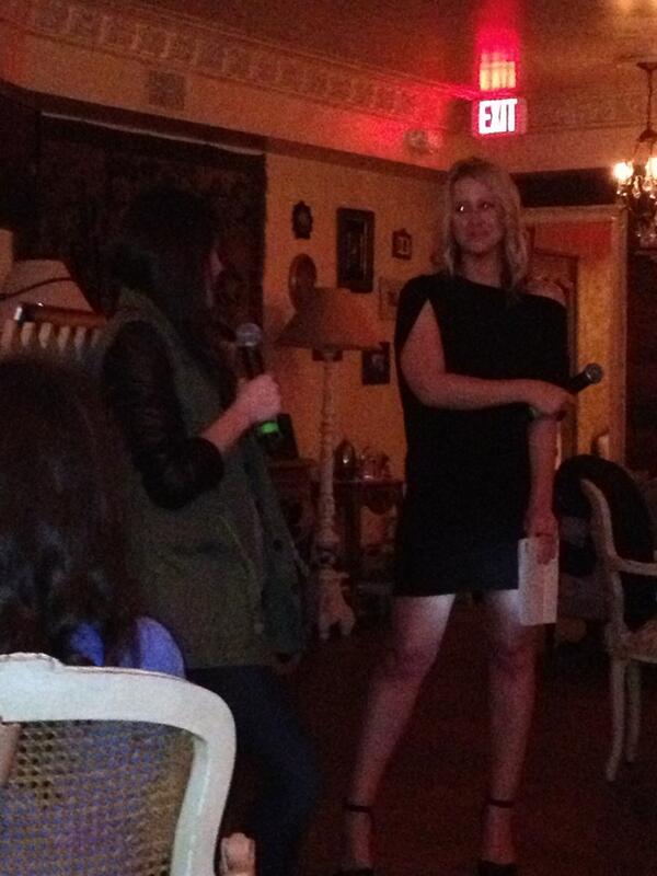 IDreamInChanel's tweet image. Panel discussion #bloggerscene