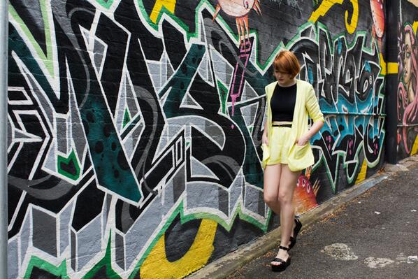 ToothAndWhine's tweet photo. Can't believe I'm still wearing shorts in Autumn. Feat. @americanapparel @WishClothing and weirdos with no Twitter. http://t.co/QyrwWrPGqA