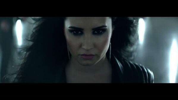 USLovatics's tweet image. Get a chance to watch #HeatAttack?