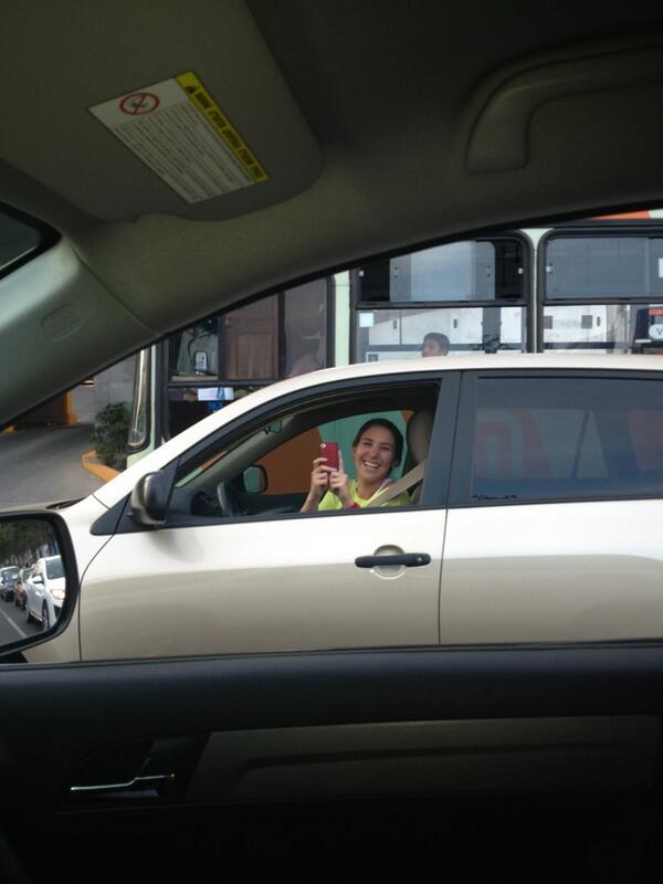 reginadlta's tweet photo. Jajajaj q risa verte en el semaforo ajajja tq http://t.co/vdWMvEgVIk