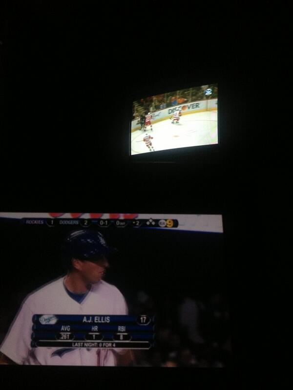 iluvjello's tweet image. Gotta do what I gotta do. #twogames