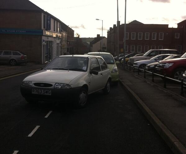 R763 SWG displaying Inconsiderate Parking