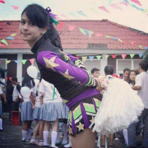 allaboutMaudy's tweet photo. awww;;) #SharePictRandom http://t.co/DerhqyHTbn