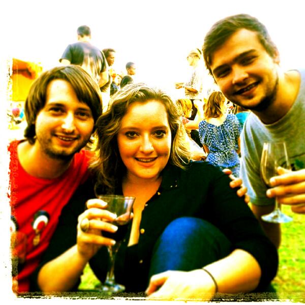 BasicLi's tweet photo. Fijnwyn saam @Lohannp  en @PrimeministerJC by shokara! Goeie #vakansiedagvibes http://t.co/JEoaQWMnrx