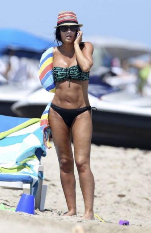 Twitter 上的 Smolive："Fotos de Gaby Espino en Bikini disfrutando de playas de  Miami http://t.co/v9eHLmJ0l8 http://t.co/82CjQi2j28" / Twitter
