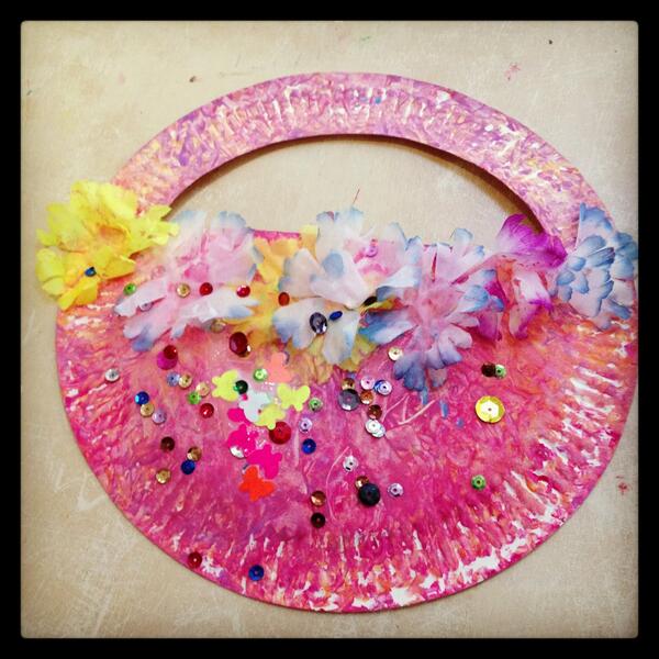 annie slade tweet media