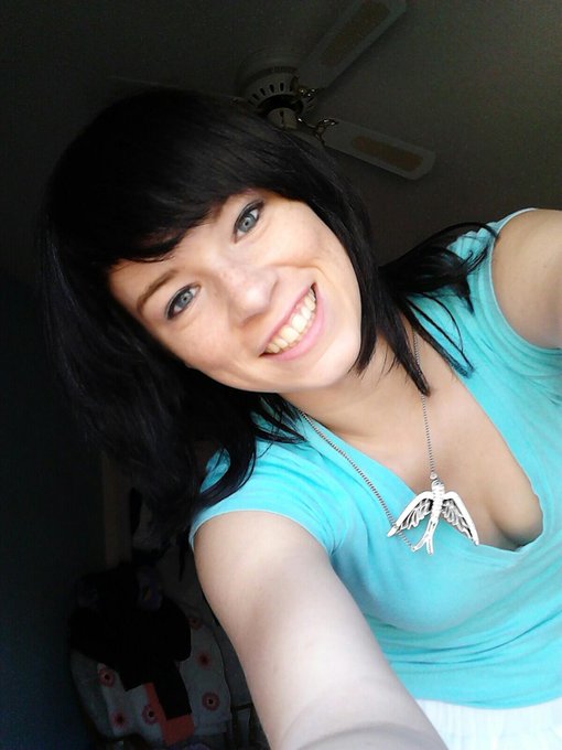 TW Pornstars Aubrey James. Pictures and videos from Twitter.