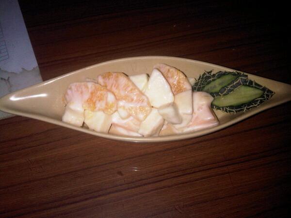 Mari coba salad buah menu baru coffeebreak...yummy