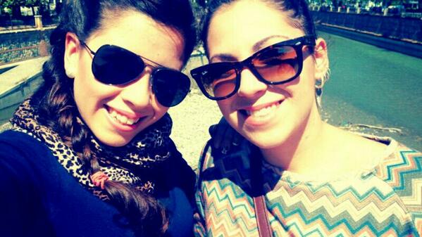 rocioarevalo92's tweet photo. Con @MariaMtsa en Granada http://t.co/06Cmvv6sHa