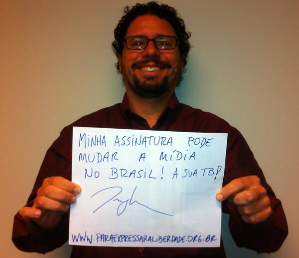 ivanmoraesfilho's tweet photo. Minha assinatura pode mudar a mídia no Brasil. A sua também. http://t.co/7TwMFtdJJR  #leidamidiademocratica http://t.co/ULVmYXdDO9